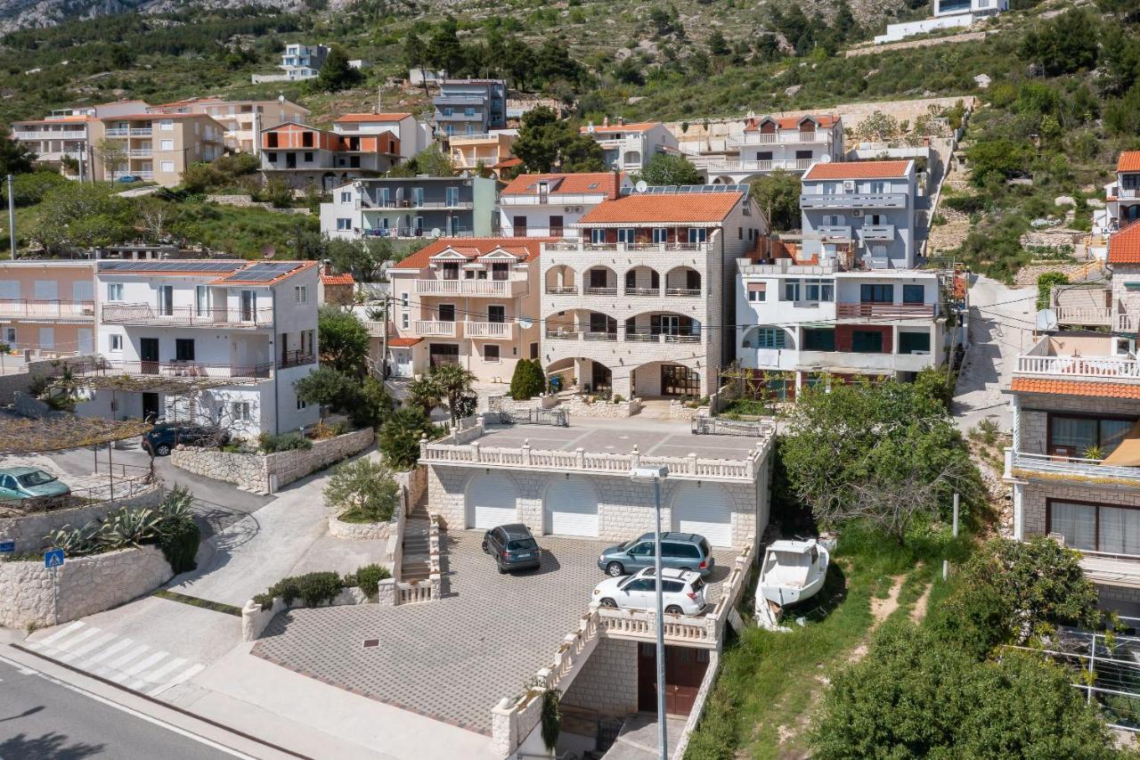 Beachfront Xxl - 2 Apartments Together - Lokva Rogoznica Kültér fotó