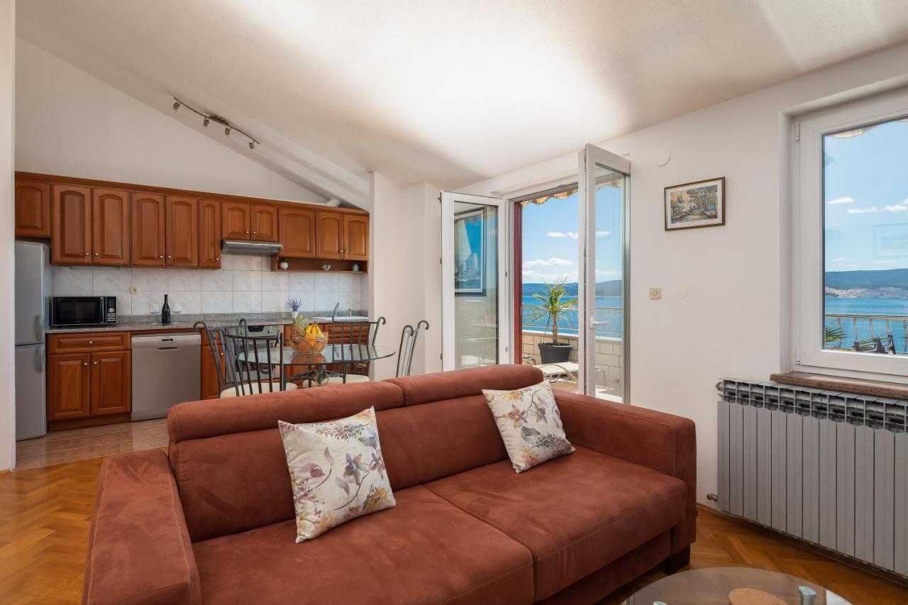 Beachfront Xxl - 2 Apartments Together - Lokva Rogoznica Kültér fotó